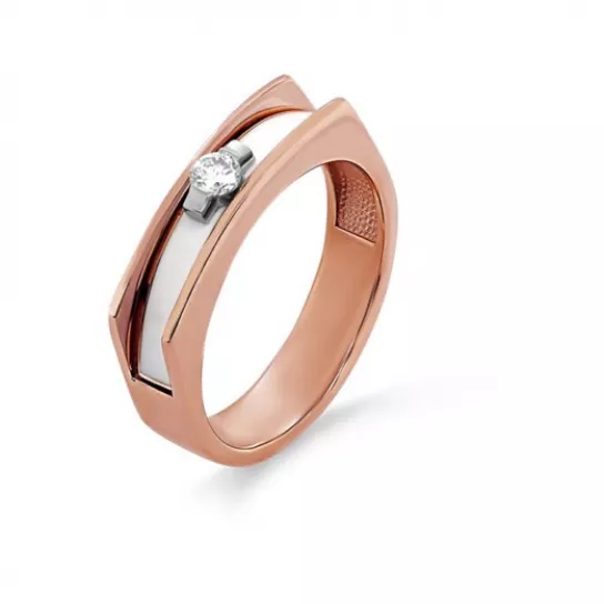 Кольцо с бриллиантами из золота